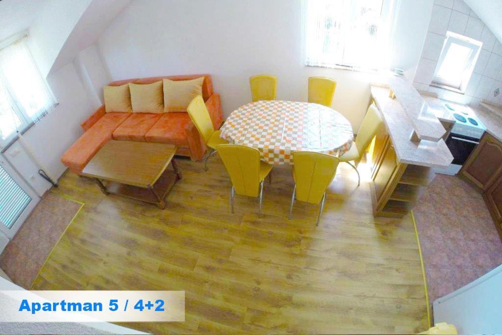 Villa Kristinka 沃迪切 外观 照片